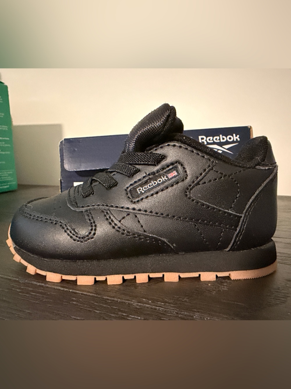 VINTAGE Reebok Kids Black Sneaker with Gum Outsole